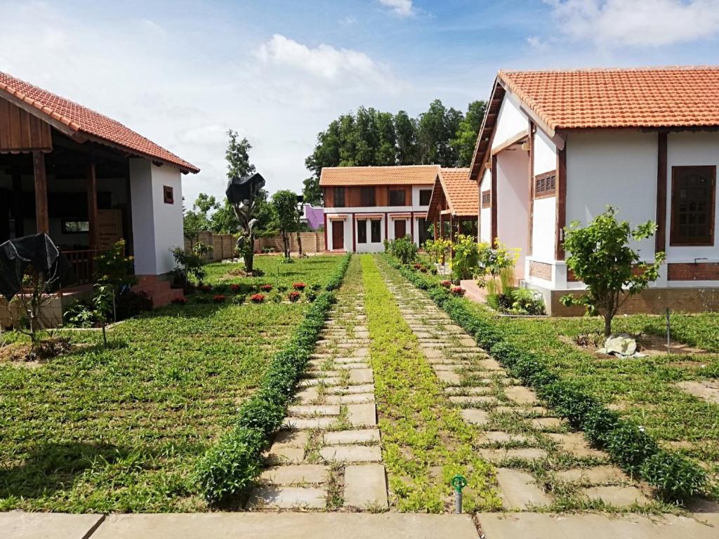 CocoPalm Villa near Beach - Mango Room