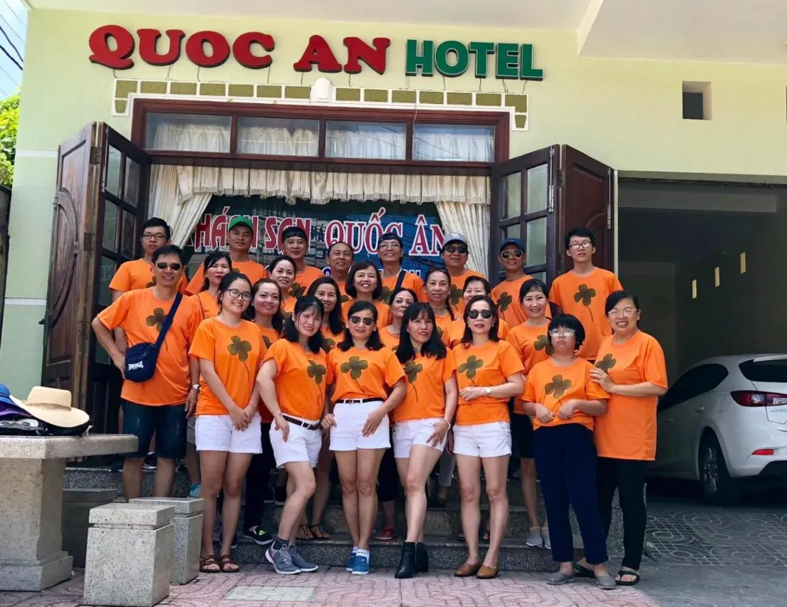 Quốc Ân hotel